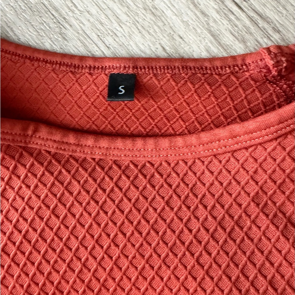 Balance Collection Textured Two Piece - Picture 3 of 6